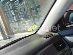 Gris / plata Usado 2006 Kia Magentis EX Berlina | 2300 €