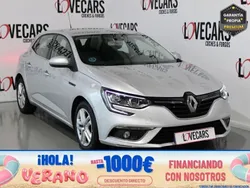 Plateado Usado 2020 Renault Mégane IV Business Berlina | 13.900 € (Precio justo)