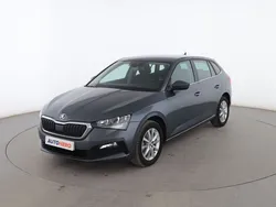 Gris Usado 2020 Skoda Scala Style Utilitario | 16.699 € (Precio justo)