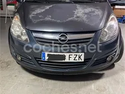 Gris / plata Usado 2008 Opel Corsa Sport Berlina | 2900 € (Precio justo)
