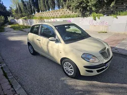 Beige Usado 2004 Lancia Ypsilon Utilitario | 2899 €