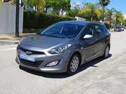 Gris Usado 2013 Hyundai i30 Utilitario | 9900 € (Precio justo)