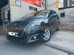 Azul Usado 2013 Peugeot 5008 Active Monovolumen | 9550 € (Caro)