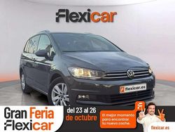 Azul Usado 2023 VW Touran Advance Monovolumen | 33.500 € (Caro)