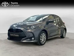 Gris Usado 2024 Toyota Yaris Hybrid Active | 21.950 € (Precio justo)