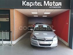 Gris / plata Usado 2006 Opel Astra Sport Berlina | 3499 € (Precio justo)