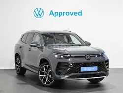 Gris / plata Nuevo 2025 VW Tayron R-line SUV | 49.900 €