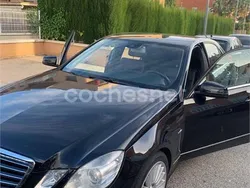 Negro Usado 2011 Mercedes E350 Avantgarde Berlina | 7800 €