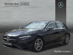 Negro Usado 2024 Mercedes A200 Berlina | 34.250 € (Precio justo)