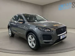 Gris / plata Usado 2018 Jaguar E-Pace SE SUV | 22.975 €