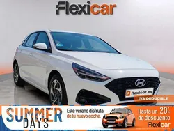 Blanco Usado 2024 Hyundai i30 Berlina | 20.890 € (Precio justo)