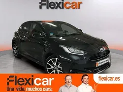 Negro Usado 2021 Toyota Yaris Hybrid Style | 22.490 € (Un poco caro)