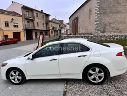 Blanco Usado 2011 Honda Accord Executive Berlina | 5800 € (Caro)