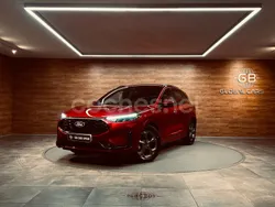 Granate Usado 2024 Ford Kuga ST-Line SUV | 27.999 € (Buen precio)
