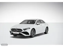 Blanco polar Usado 2024 Mercedes A200 AMG line Berlina | 35.850 € (Precio justo)