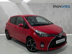 Rojo Usado 2016 Toyota Yaris Berlina | 12.490 € (Un poco caro)