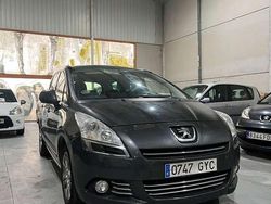 Gris Usado 2010 Peugeot 5008 Sport Monovolumen | 5800 € (Precio justo)