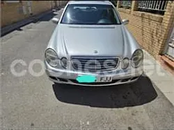 Gris / plata Usado 2003 Mercedes E270 Elegance Berlina | 4750 € (Caro)
