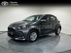 Gris / plata Usado 2024 Toyota Yaris Berlina | 17.500 € (Buen precio)