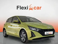 Verde Usado 2024 Hyundai i20 Berlina | 15.790 € (Buen precio)