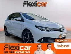 Blanco Usado 2018 Toyota Auris Hybrid Active Berlina | 17.990 € (Un poco caro)