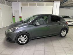 Gris Usado 2015 Peugeot 208 Active Utilitario | 5900 € (Buen precio)
