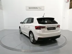 Blanco Usado 2022 Skoda Fabia Active Berlina | 13.500 € (Buen precio)