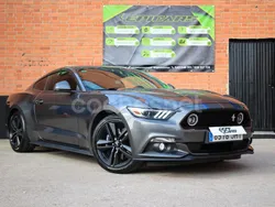 Gris / plata Usado 2015 Ford Mustang Fastback Coupe | 29.990 € (Caro)