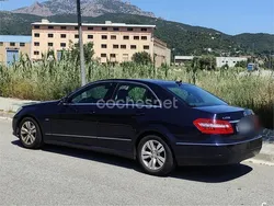 Azul Usado 2009 Mercedes E250 Avantgarde Berlina | 8900 € (Precio justo)