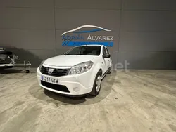 Blanco Usado 2010 Dacia Sandero Ambiance Utilitario | 4999 € (Precio justo)