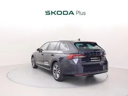 Azul Nuevo 2025 Skoda Octavia Familiar | 34.300 € (Precio justo)
