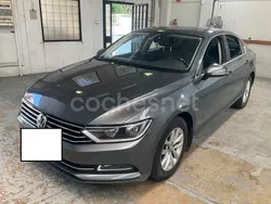 Gris / plata Usado 2016 VW Passat Sportline Berlina | 15.875 € (Precio justo)