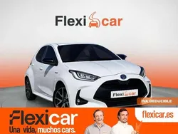 Blanco Usado 2021 Toyota Yaris Hybrid Style Utilitario | 15.090 € (Precio justo)