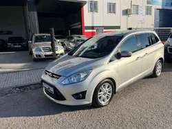 Gris Usado 2015 Ford Grand C-Max Trend Monovolumen | 9900 €