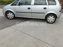 Gris / plata Usado 2005 Opel Meriva Cosmo Monovolumen | 2490 € (Precio justo)