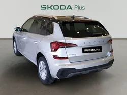 Gris Nuevo 2024 Skoda Kamiq Selection SUV | 24.699 € (Precio justo)