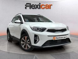 Blanco Usado 2023 Kia Stonic SUV | 12.990 € (Buen precio)