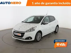 Blanco Usado 2018 Peugeot 208 Style Utilitario | 8799 € (Precio justo)