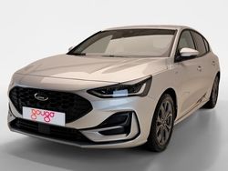 Negro Usado 2024 Ford Focus ST-Line Berlina | 23.995 € (Un poco caro)