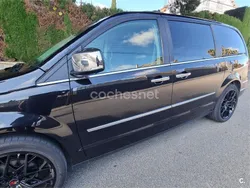 Negro Usado 2011 Chrysler Grand Voyager Limited Monovolumen | 11.000 € (Caro)