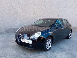 Negro Usado 2012 Alfa Romeo Giulietta Distinctive Berlina | 7900 € (Un poco caro)