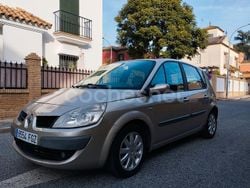 Beige Usado 2007 Renault Scénic II Dynamique Monovolumen | 2990 € (Precio justo)