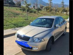 Beige Usado 2005 Skoda Octavia Elegance Berlina | 5500 € (Precio justo)