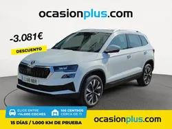 Blanco Nuevo 2025 Skoda Karoq SUV | 32.900 € (Precio justo)