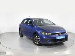 Azul Usado 2024 VW Polo Life Berlina | 20.000 € (Precio justo)