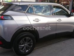 Gris / plata Usado 2021 Peugeot 2008 Allure SUV | 11.000 €