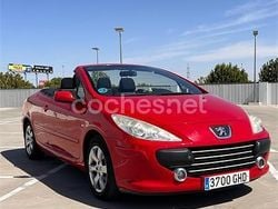 Rojo Usado 2008 Peugeot 307 CC Descapotable | 5000 € (Precio justo)