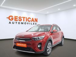 Rojo Usado 2022 Kia Stonic SUV | 14.990 € (Precio justo)