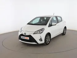 Blanco Usado 2020 Toyota Yaris Active Utilitario | 12.299 € (Caro)