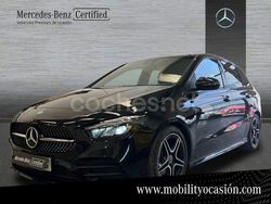 Kosmosblack met. Usado 2022 Mercedes B180 AMG line Monovolumen | 28.900 € (Precio justo)